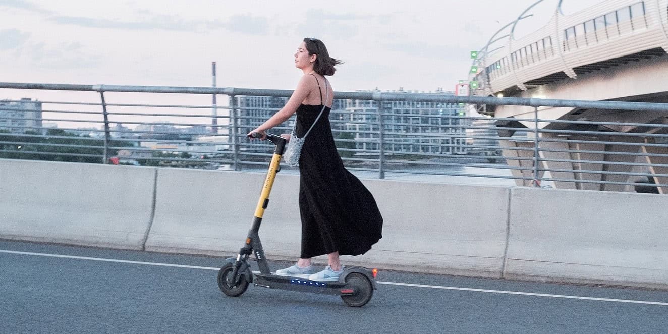 hulajnogi elektryczne - w mieście