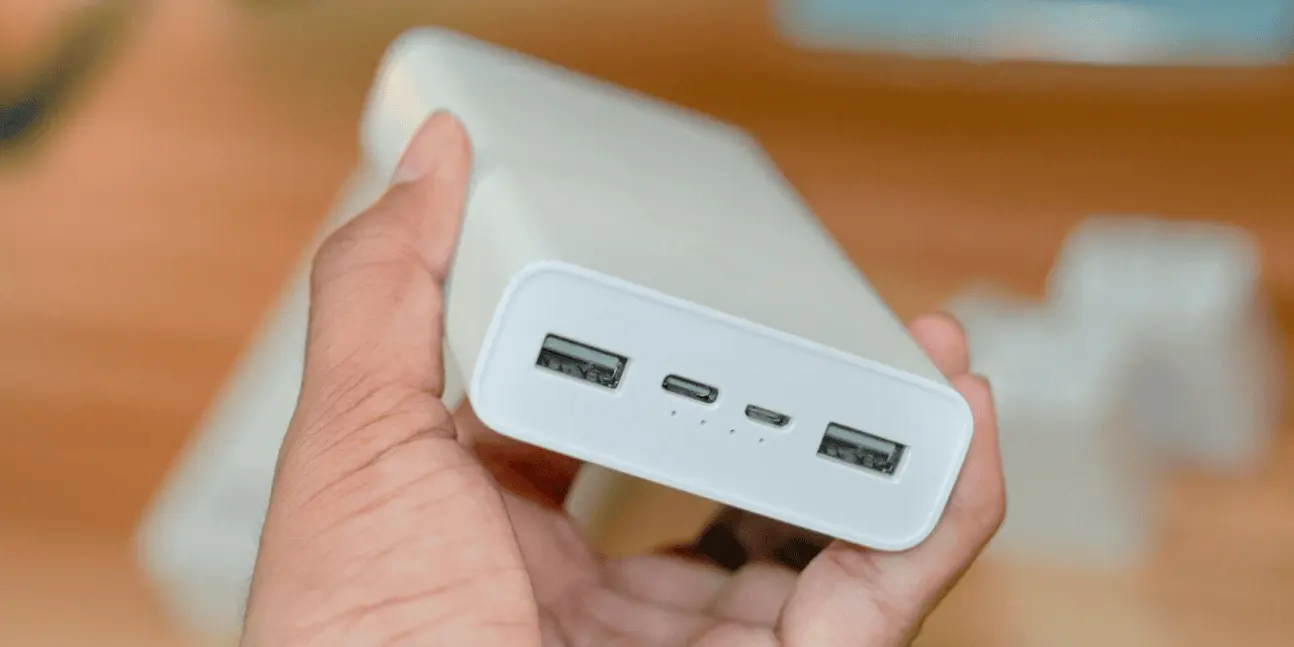 Powerbank - szczegóły powerbanku