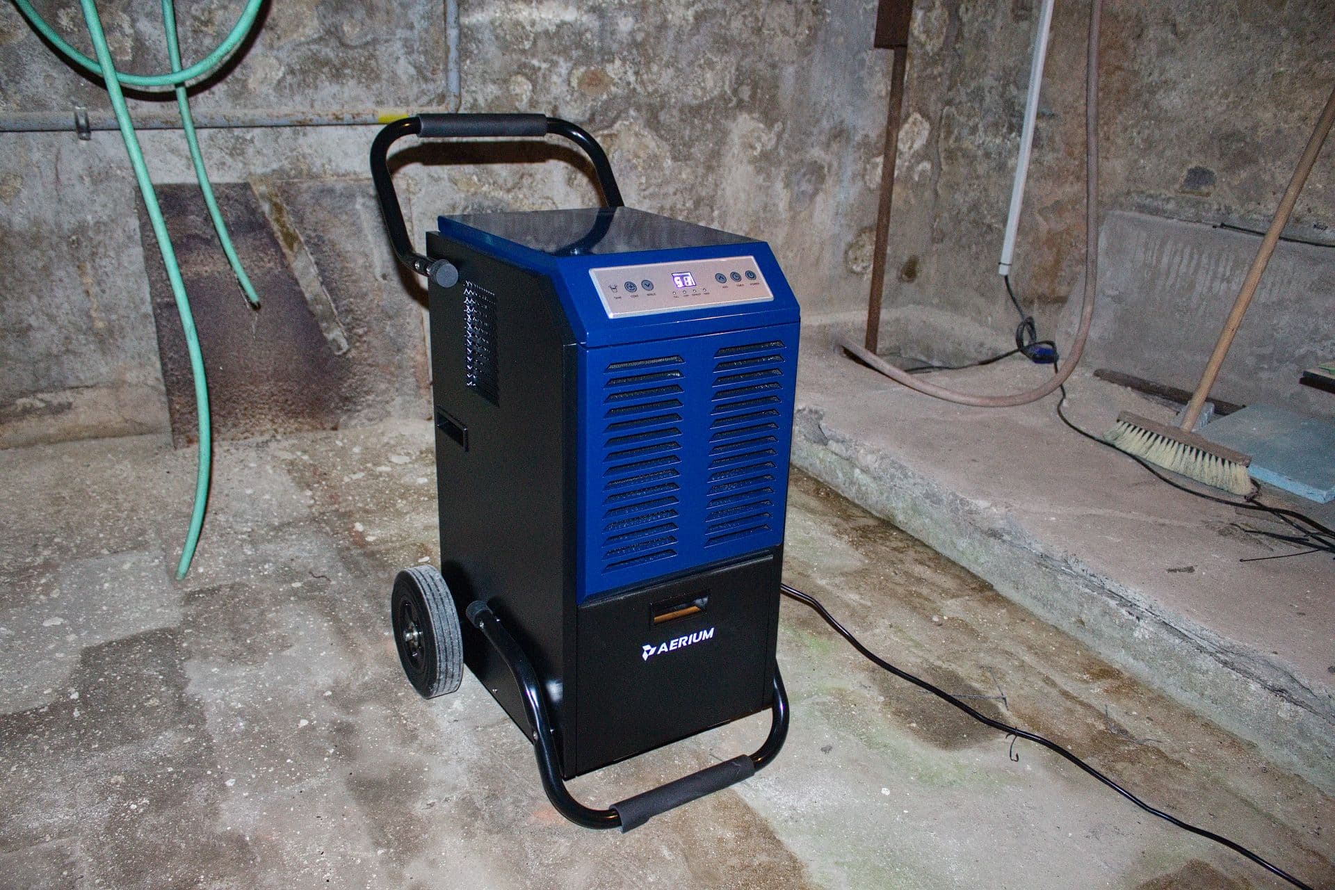 Ocena osuszacza powietrza Aerium DH70E Professional