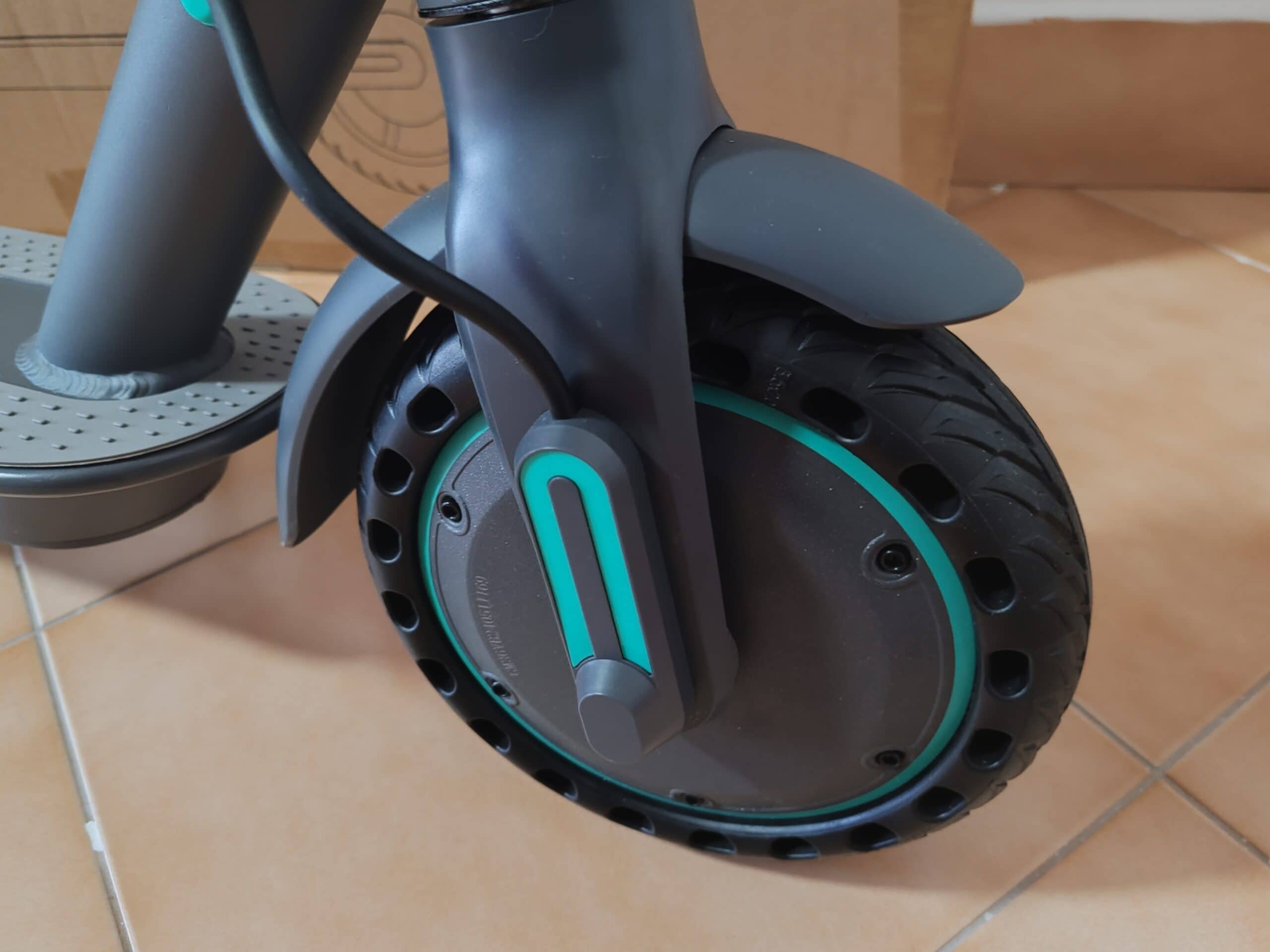 Hulajnoga elektryczna AERIUM T350 PRO niebieska