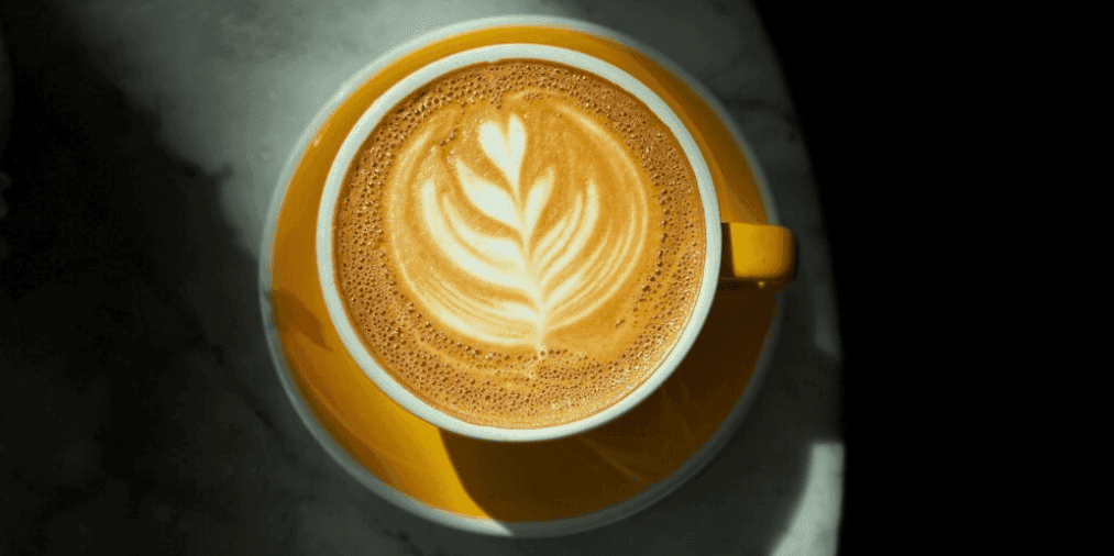 Najlepsze ekspresy do kawy – ranking i opinie