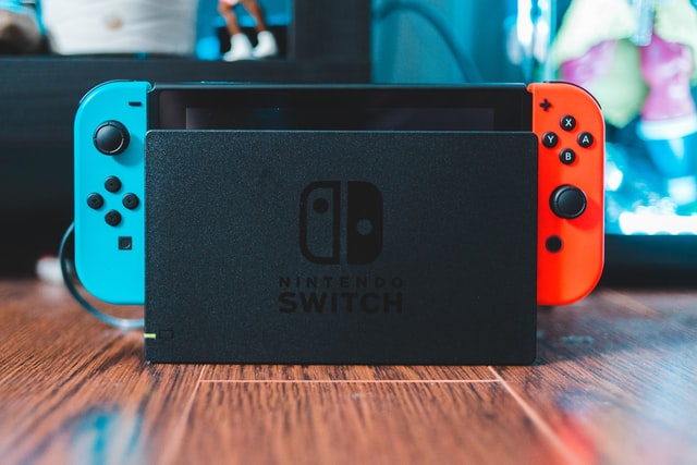 Nintendo switch - innowacyjny prezent dla świadka