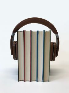 15. Audiobook sprawdzi się jako prezent na 40 urodziny dla kolegi z pracy