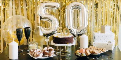 31 pomysłów na prezent na 50. urodziny dla niej i dla niego