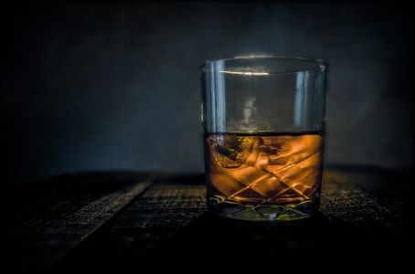10. Degustacja whisky – prezent na 40 urodziny dla mężczyzny