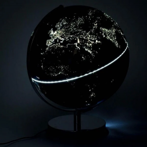 Podświetlany globus – wyjątkowy prezent dla nastolatka