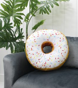Poduszka donut - śmieszny prezent dla przyjaciółki