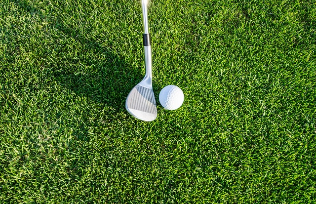 Lekcja gry w golfa – wyjątkowy prezent dla niego