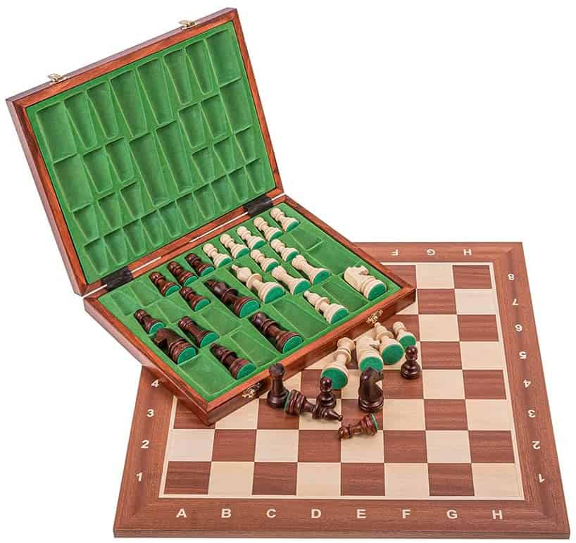 Szachy turniejowe – prezent dla profesjonalnego szachisty