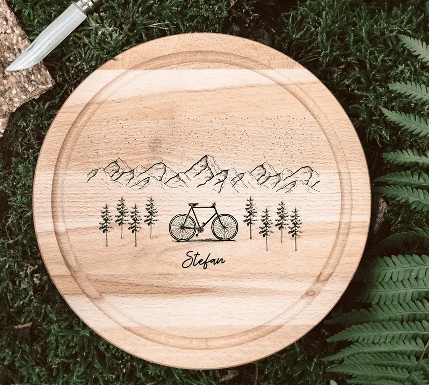 Deska do krojenia z obrazkiem - fajny prezent dla rowerzysty na urodziny